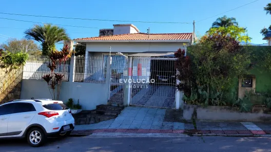 Casa com 2 Quartos à venda, 167m² no Capoeiras, Florianópolis