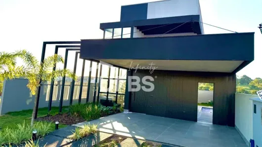 Casa de Condomínio com 3 Quartos à venda, 210m² no Jardins Parma, Senador Canedo