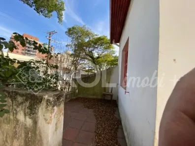 Casa com 3 Quartos à venda, 240m² no Cerqueira César, São Paulo