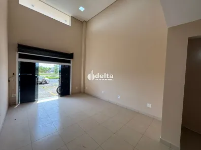 Ponto Comercial para alugar, 77m² no Novo Mundo, Uberlândia