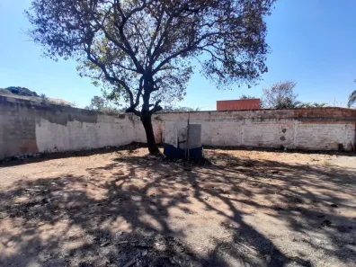 Lote/Terreno para alugar, 360m² no Trevo, Belo Horizonte
