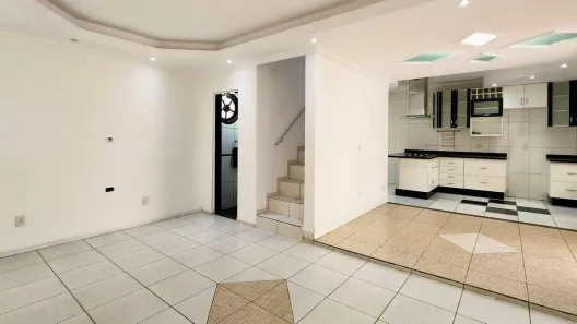 Casa com 2 Quartos à venda, 135m² no Tulipas, Jundiaí