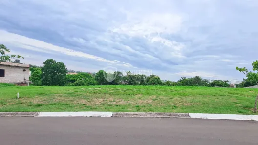 Lote/Terreno à venda, 490m² no Jardim Celani, Salto