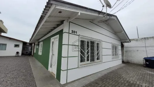 Casa com 2 Quartos para alugar, 50m² no Ponte do Imaruim, Palhoça