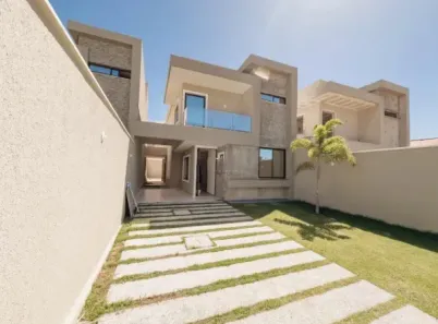 Casa com 4 Quartos à venda, 200m² no Urucunema, Eusébio