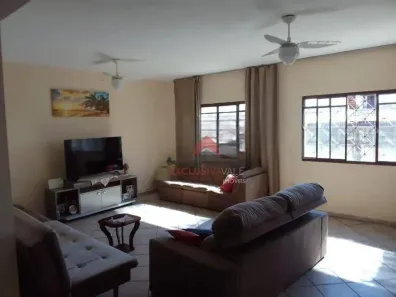 Casa com 3 Quartos à venda, 180m² no Indaiá, Caraguatatuba