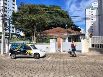 Imóvel Comercial à venda, 180m² no Vila Adyana, São José dos Campos