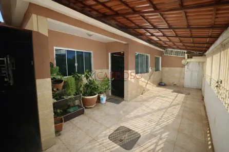 Casa com 3 Quartos à venda, 140m² no Ceilândia Sul, Brasília