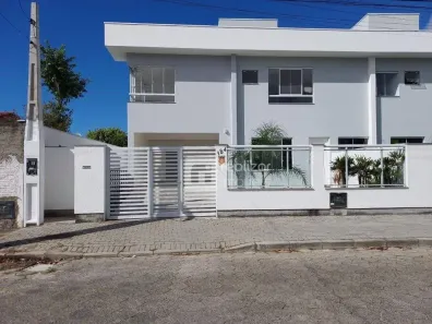 Casa com 3 Quartos à venda, 149m² no Carianos, Florianópolis