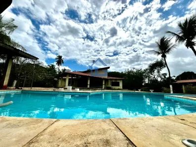 Fazenda/Sítio com 4 Quartos à venda, 400m² no Mangabeira, Eusébio