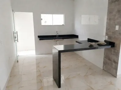 Casa com 3 Quartos para alugar, 80m² no Colina Verde, Teixeira de Freitas