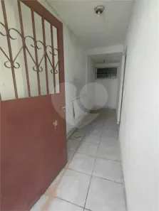 Sobrado com 4 Quartos para venda ou aluguel, 125m² no Jardim Monte Alegre, Taboão da Serra