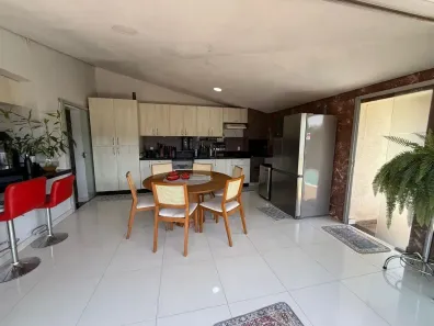 Casa com 3 Quartos à venda, 180m² no Vila João Vaz, Goiânia