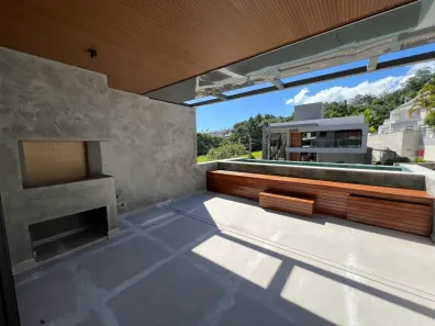 Casa com 3 Quartos à venda, 253m² no João Paulo, Florianópolis