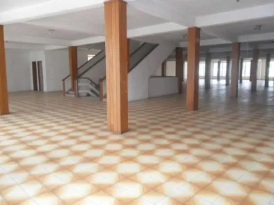 Prédio Comercial para alugar, 2400m² no Santo Amaro, Recife