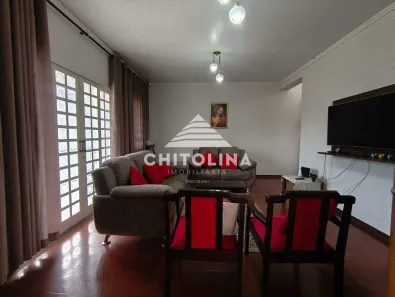 Casa com 3 Quartos à venda, 241m² no Centro, Itapetininga