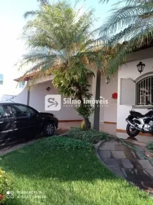 Imóvel Comercial com 4 Quartos para alugar, 250m² no Fundinho, Uberlândia