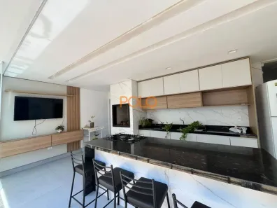 Casa com 3 Quartos para alugar, 159m² no Santa Mônica, Uberlândia