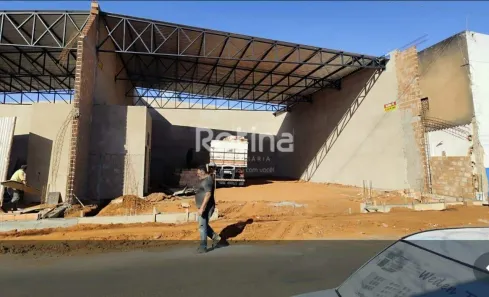 Galpão/Depósito/Armazém para alugar, 375m² no Minas Gerais, Uberlândia