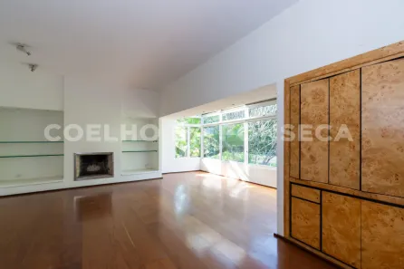 Casa com 4 Quartos à venda, 450m² no Pacaembu, São Paulo