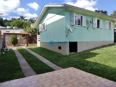 Casa com 3 Quartos à venda, 90m² no Salgado Filho, Caxias do Sul