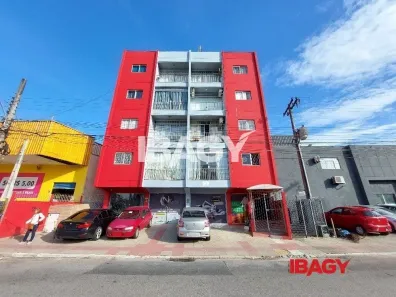 Apartamento com 1 Quarto para alugar, 38m² no Kobrasol, São José
