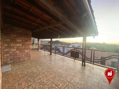 Casa com 3 Quartos à venda, 239m² no Aleixa Ferreira, Sarzedo