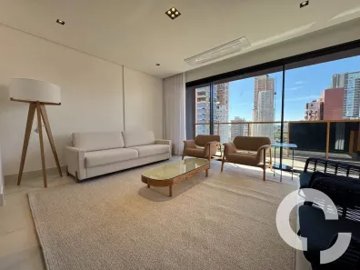 Apartamento com 3 Quartos para alugar, 170m² no Cambuí, Campinas