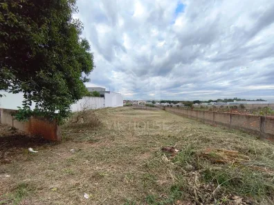 Lote/Terreno à venda, 592m² no Três Bandeiras, Foz do Iguaçu