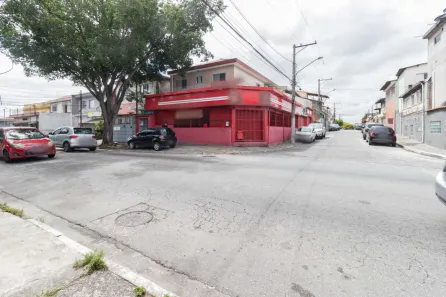 Ponto Comercial com 7 Quartos para alugar, 200m² no Jardim Ipanema (Cidade Líder), São Paulo