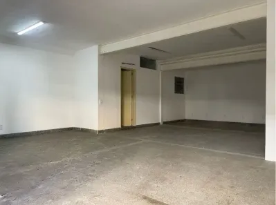 Ponto Comercial para alugar, 170m² no Centro, Juiz de Fora
