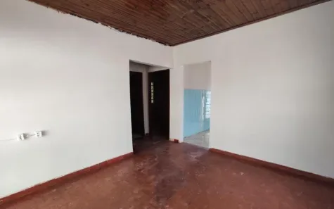 Casa com 2 Quartos para alugar, 63m² no Vila Carlota, Campo Grande