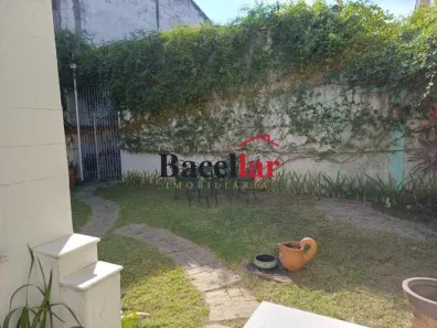 Casa com 1 Quarto à venda, 151m² no Penha, Rio de Janeiro