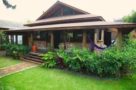 Casa de Condomínio com 3 Quartos à venda, 138m² no , Garopaba