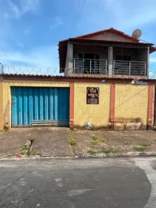 Sobrado com 5 Quartos à venda, 230m² no Setor Urias Magalhães, Goiânia