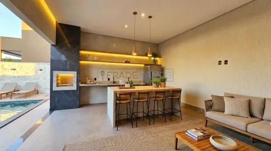 Sobrado com 4 Quartos à venda, 319m² no Condomínio do Lago 1ª Etapa, Goiânia