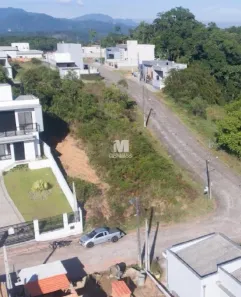 Lote/Terreno à venda, 430m² no Primeiro de Maio, Brusque