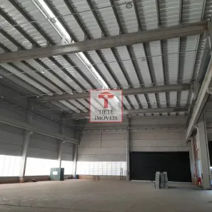 Galpão/Depósito/Armazém para venda ou aluguel, 3529m² no Distrito Industrial Pessegueiros, Extrema