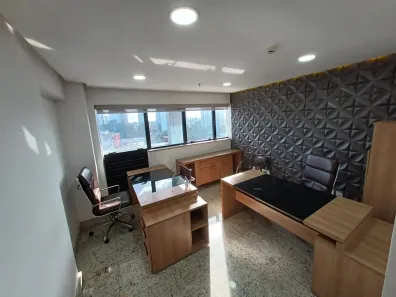 Prédio Comercial para alugar, 29m² no Adrianópolis, Manaus