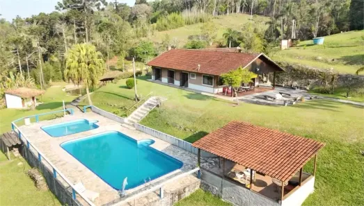 Fazenda/Sítio com 6 Quartos à venda, 400m² no Triângulo Azul, São Lourenço da Serra