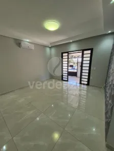 Casa com 3 Quartos à venda, 200m² no Parque Dom Pedro II, Campinas