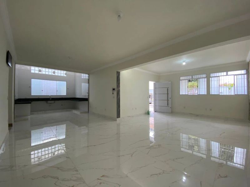 Casa com 4 quartos — Paquetá, Belo Horizonte