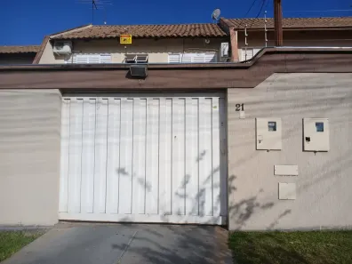 Sobrado com 4 Quartos à venda, 128m² no Parque Anhanguera, Goiânia