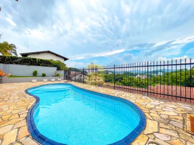 Casa com 3 Quartos à venda, 225m² no Escola Agrícola, Blumenau