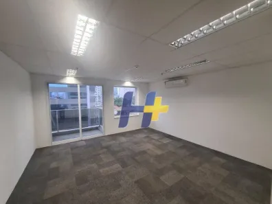 Sala Comercial à venda, 37m² no Vila Gertrudes, São Paulo