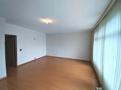 Casa com 3 Quartos à venda, 167m² no Vila Campesina, Osasco