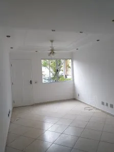 Casa de Condomínio com 2 Quartos à venda, 80m² no Granja Viana, Cotia