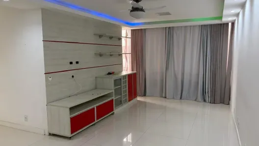 Apartamento com 2 Quartos para alugar, 80m² no Alphaville I, Salvador