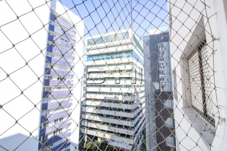 Apartamento com 3 Quartos para alugar, 80m² no Vila Olímpia, São Paulo