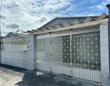 Casa com 3 Quartos à venda, 90m² no Parreão, Fortaleza